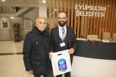 EYÜPSULTAN BELEDİYESİ'NE GELEN 7'den 70'e Herkese Hediye! EYÜPSULTAN BELEDİYESİ'NE GELEN 7'den 70'e Herkese Hediye!