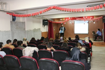 Öğretmenlere “Akran Zorbalığı” anlatıldı Öğretmenlere “Akran Zorbalığı” anlatıldı