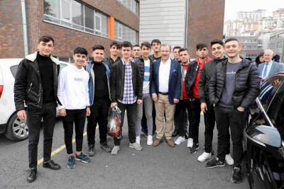 Liseliler sordu, Başkan Deniz Köken cevapladı Liseliler sordu, Başkan Deniz Köken cevapladı