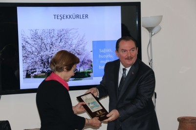 EYSAM'da Eyüp Çömlekçiliği Konuşuldu EYSAM'da Eyüp Çömlekçiliği Konuşuldu