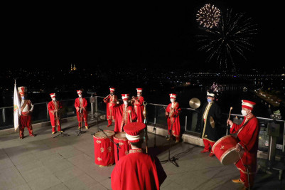 İstanbul'un Fethinin 567. Yılı Eyüpsultan'da Coşkuyla Kutlandı İstanbul'un Fethinin 567. Yılı Eyüpsultan'da Coşkuyla Kutlandı