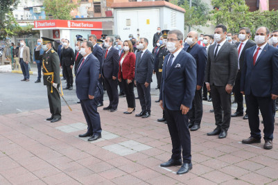 Cumhuriyet Bayramı'nın 97. Yılı Eyüpsultan'da Törenle Kutlandı Cumhuriyet Bayramı'nın 97. Yılı Eyüpsultan'da Törenle Kutlandı