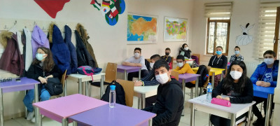 Bilgi Evleri ve Gençlik Merkezleri'nde yüz yüze eğitimler başladı Bilgi Evleri ve Gençlik Merkezleri'nde yüz yüze eğitimler başladı