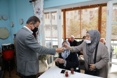 Başkan Deniz Köken: Büyüklerimiz için rehabilitasyon merkezi açacağız Başkan Deniz Köken: Büyüklerimiz için rehabilitasyon merkezi açacağız