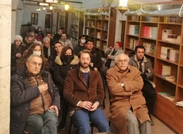 Şiir Akşamları'nda İstanbul'a dair şiirler okundu