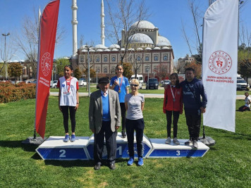 Sporcularımızdan yine büyük başarı yine altın madalya Sporcularımızdan yine büyük başarı yine altın madalya