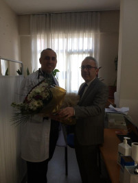 Sağlık çalışanlarımızın Tıp Bayramı'nı çiçeklerle kutladık