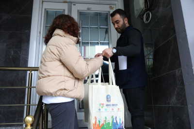 Öğrenci Evi Destek Paketlerinin dağıtımı devam ediyor