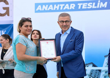 Didem Sitesi'nde anahtarları komşularımıza teslim ettik