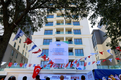 Didem Sitesi'nde anahtarları komşularımıza teslim ettik Didem Sitesi'nde anahtarları komşularımıza teslim ettik