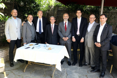 Başkan Dr. Mithat Bülent Özmen “Eyüpsultan'a ve Eyüpsultanlıya güzel işler yapacağız” Başkan Dr. Mithat Bülent Özmen “Eyüpsultan'a ve Eyüpsultanlıya güzel işler yapacağız”