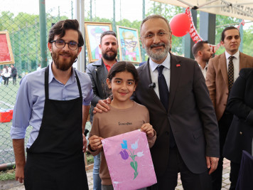 Alibeyköy Osmanlı Park'ta 23 Nisan şenliği Alibeyköy Osmanlı Park'ta 23 Nisan şenliği