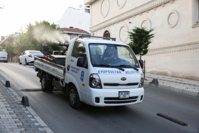 29 mahallede ilaçlama çalışmaları aralıksız sürüyor 29 mahallede ilaçlama çalışmaları aralıksız sürüyor
