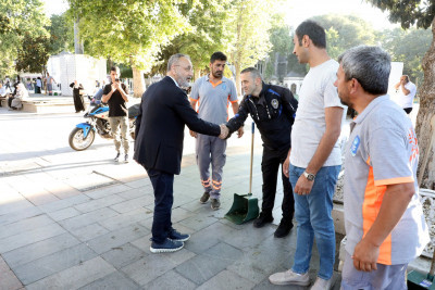 Eyüpsultanlı 55 şehit için kurban kesildi Eyüpsultanlı 55 şehit için kurban kesildi