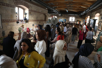 ESMEK'ten “Döngü” sergisiyle yıl sonu buluşması ESMEK'ten “Döngü” sergisiyle yıl sonu buluşması
