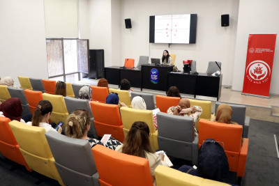 Eyüpsultan Belediyesi'nden Koruyucu Aile Farkındalık Eğitimi programı Eyüpsultan Belediyesi'nden Koruyucu Aile Farkındalık Eğitimi programı