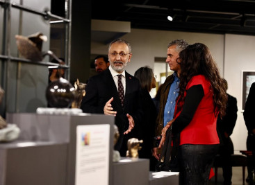 Eyüpsultan'da “Sonsuzluk ve Ötesi” sergisi sanatseverlerle buluştu