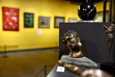 Eyüpsultan'da “Sonsuzluk ve Ötesi” sergisi sanatseverlerle buluştu