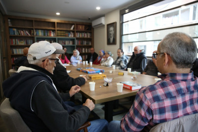 Güzeltepe Emekliler Lokali Hafıza Kafe yoğun ilgi görüyor