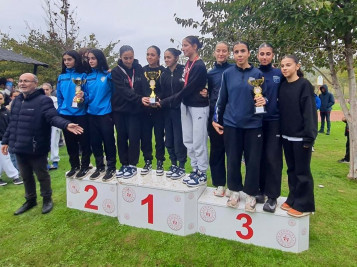 Eyüpsultan Belediyesi sporcuları zirvede