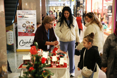 Kadın El Emeği Yeni Yıl Pazarı Biz Cevahir Haliç AVM'de Kapılarını Açtı