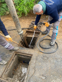 Fen İşleri ekipleri Eyüpsultan'ın dört bir yanında sahada