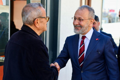 Başkan Özmen, 5. Levet Mahallesi'nde esnafla buluştu