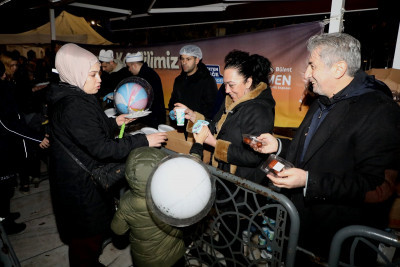 Regaip Kandili Eyüpsultan'da yoğun katılımla gerçekleşti