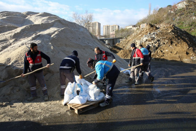 Eyüpsultan Belediyesi Kışa Hazır: Ekipler 7/24 Görev Başında