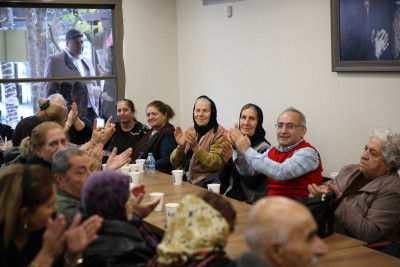 Emekliler Lokali'nde yeni yıl coşkusu