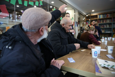 Emekliler Lokali'nde yeni yıl coşkusu