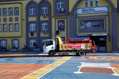 Eyüpsultan Belediyesi Yoğun Kar Yağışına Karşı 7/24 Sahadaydı