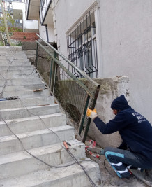 Fen İşleri Ekipleri, kış şartlarına rağmen Eyüpsultan'ın dört bir yanında sahadaydı