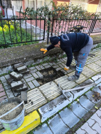 Fen İşleri Ekipleri, kış şartlarına rağmen Eyüpsultan'ın dört bir yanında sahadaydı
