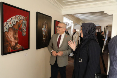 Bir Gelenek On Renk Sergisi Ensari Konağı'nda açıldı