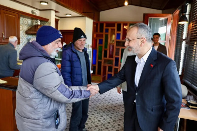 Mithat Bülent Özmen Emekliler Lokali – Musiki Kafe'yi ziyaret etti