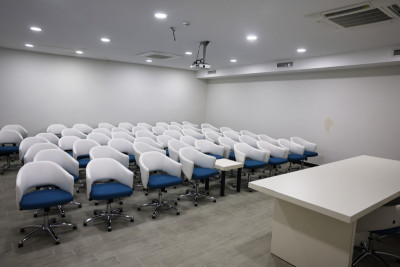 Esentepe Kütüphanesi