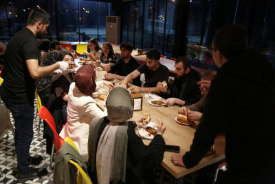 Üniversite öğrencilerine kamp programı