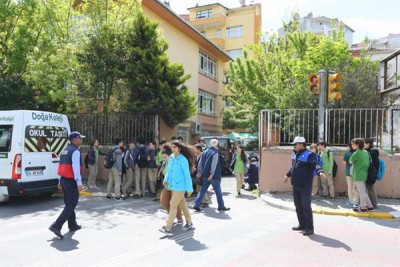 Çocuklarımız, Eyüp Trafik Zabıta'ya Emanet... Çocuklarımız, Eyüp Trafik Zabıta'ya Emanet...