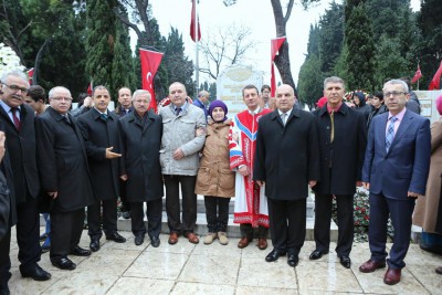 Mehmet Akif Ersoy Kabri Başında Anıldı… Mehmet Akif Ersoy Kabri Başında Anıldı…