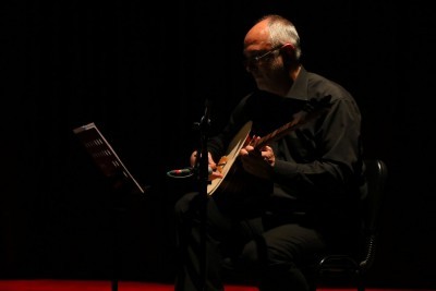 Süleyman Ergüner'den Unutulmaz Konser Süleyman Ergüner'den Unutulmaz Konser