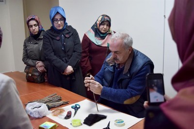 Sertarikzade'de “Ebru” Kursları Başladı