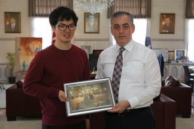 Eyüp Fotoğraf Yarışması 1.'si Koreli In Gyu Park'tan Ziyaret Eyüp Fotoğraf Yarışması 1.'si Koreli In Gyu Park'tan Ziyaret