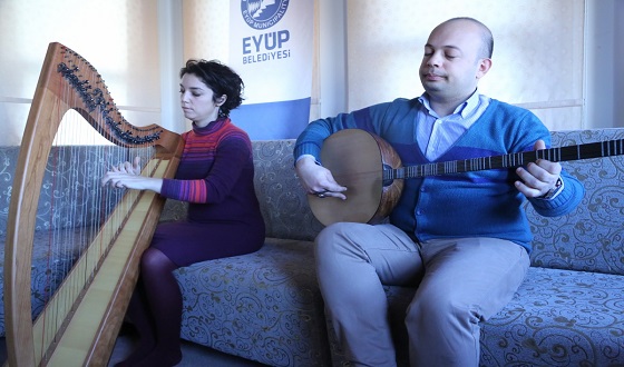 Arp ve Tanbur İkilisi Mest Etti Arp ve Tanbur İkilisi Mest Etti
