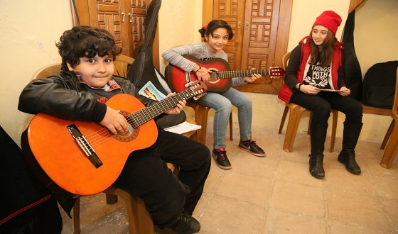 Kültür Merkezlerimizde Gitar, Keman ve Ud Dersleri Kültür Merkezlerimizde Gitar, Keman ve Ud Dersleri