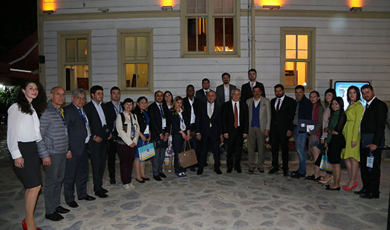 Türk Dünyası Eyüp'te Buluştu Türk Dünyası Eyüp'te Buluştu