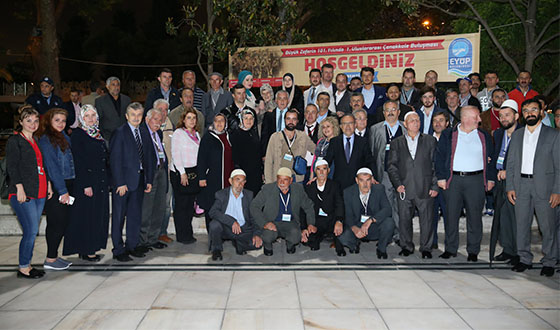 Ecdadın Torunları 101 Yıl Sonra Eyüp'de Buluştu Ecdadın Torunları 101 Yıl Sonra Eyüp'de Buluştu