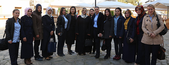 Başkan Aydın'ın En Büyük Destekçisi Eşi Tülay Aydın Başkan Aydın'ın En Büyük Destekçisi Eşi Tülay Aydın
