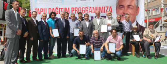 KEMERBURGAZLILAR TAPULARINA KAVUŞTU... KEMERBURGAZLILAR TAPULARINA KAVUŞTU...