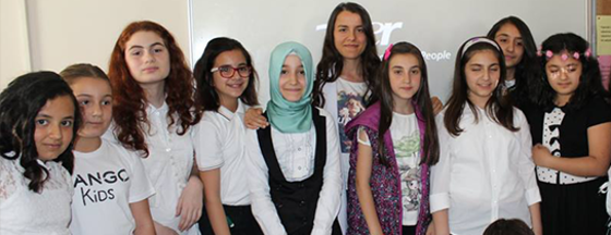 Bilgi Evleri Öğrencilerinden Organik Marul Bilgi Evleri Öğrencilerinden Organik Marul